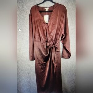 H&M Brown Midi Wrap Dress Size M NWT